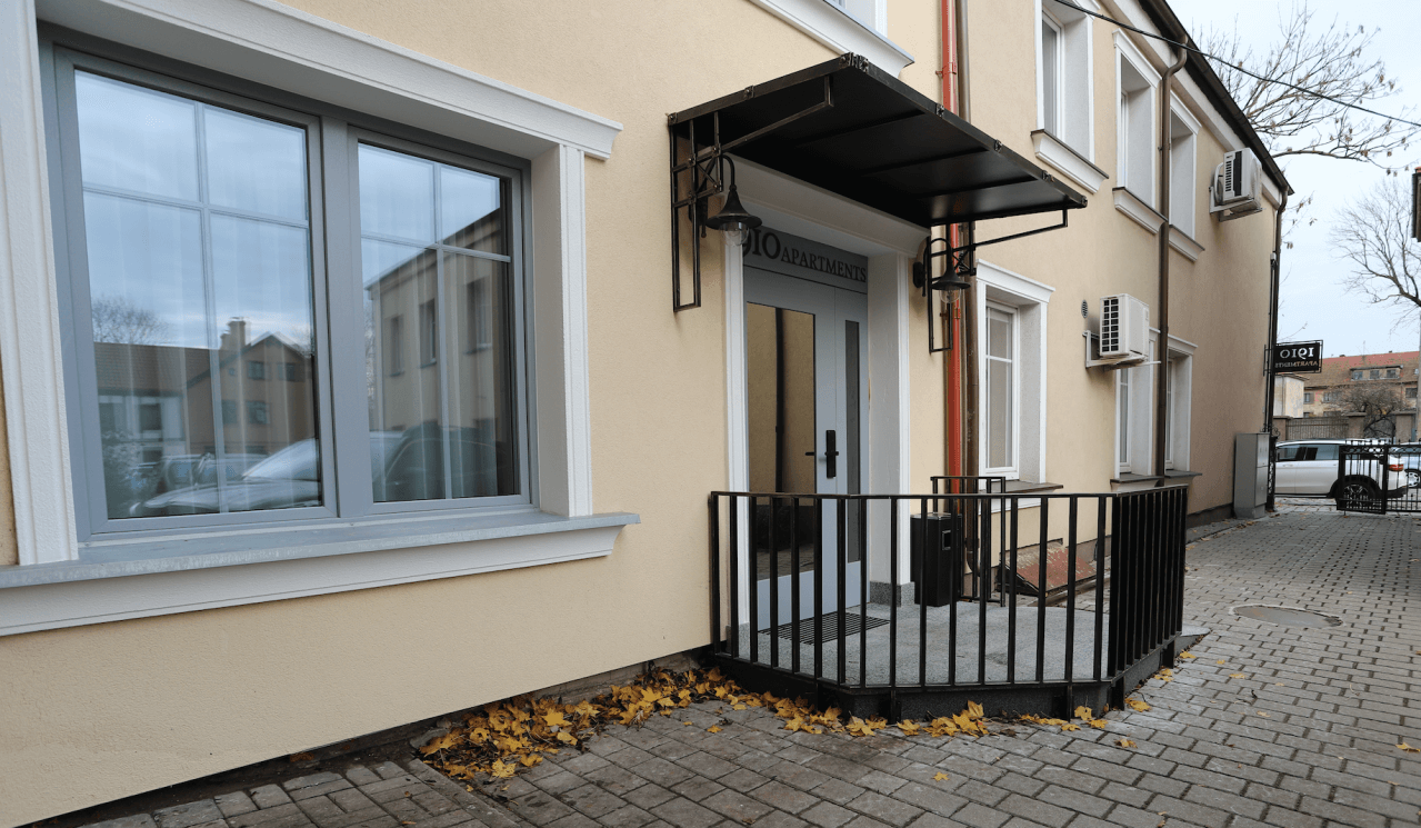 Apartment-Private Bathroom-Modern-Courtyard view-Apartment3_22_rent in Klaipeda City_www.1910.lt